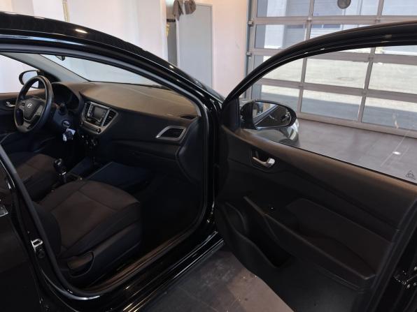 Hyundai Solaris II с пробегом 2020 года, цена 1 499 000 рублей, 62800 км, седан, Автокод Объявления
