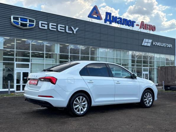 Skoda Rapid II с пробегом 2021 года, цена 1 650 000 рублей, 112450 км, лифтбек, Автокод Объявления