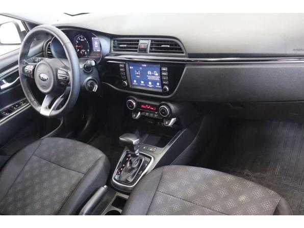 Kia Rio IV с пробегом 2017 года, цена 1 335 000 рублей, 83560 км, седан, Автокод Объявления