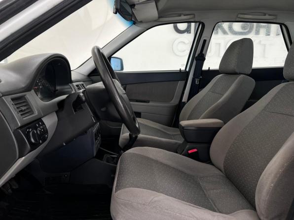 Lada (ВАЗ) Priora I с пробегом 2010 года, цена 380 000 рублей, 153239 км, хэтчбек, Автокод Объявления