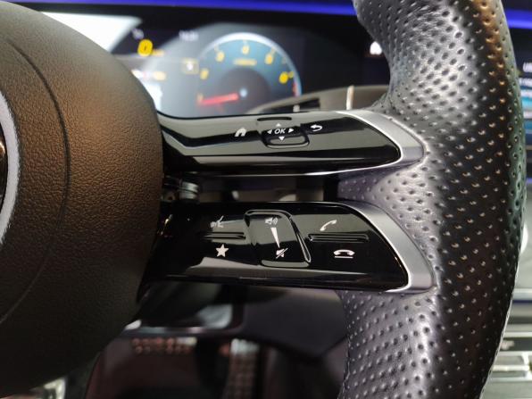 Mercedes-Benz E-Класс V (W213 S213 C238) Рестайлинг с пробегом 2020 года, цена 4 053 000 рублей, 85130 км, седан, Автокод Объявления