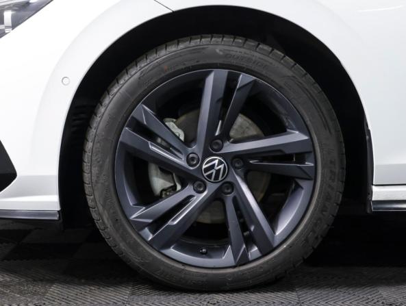 Volkswagen Golf VIII с пробегом 2020 года, цена 2 564 000 рублей, 58925 км, хэтчбек, Автокод Объявления