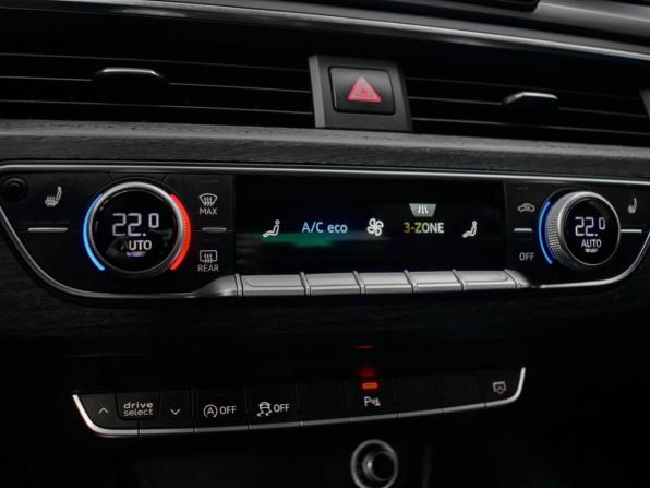 Audi A4 V (B9) с пробегом 2016 года, цена 1 750 000 рублей, 233810 км, седан, Автокод Объявления
