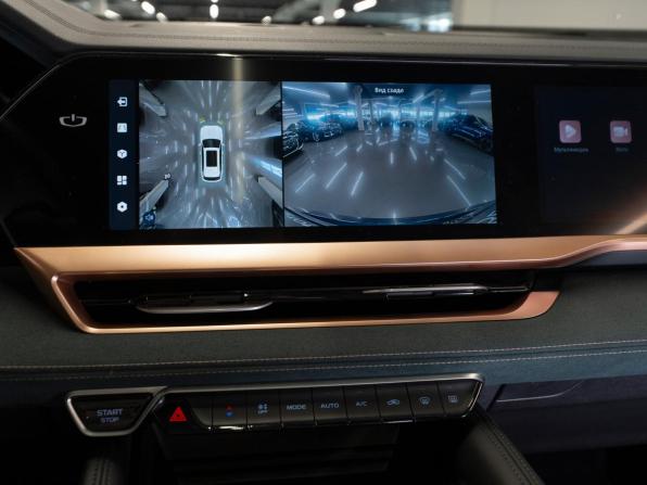 Geely Monjaro I с пробегом 2023 года, цена 3 070 000 рублей, 58127 км, внедорожник, Автокод Объявления