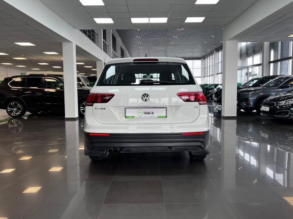 Volkswagen Tiguan II с пробегом 2018 года, цена 1 795 000 рублей, 62881 км, внедорожник, Автокод Объявления