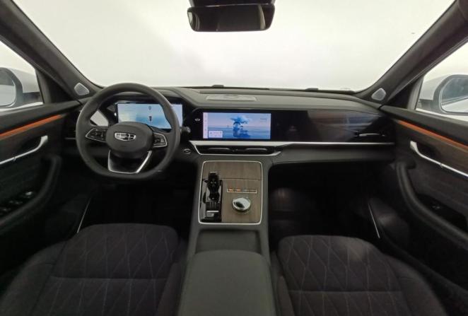 Geely Monjaro I с пробегом 2026 года, цена 3 960 000 рублей, 2250 км, внедорожник, Автокод Объявления