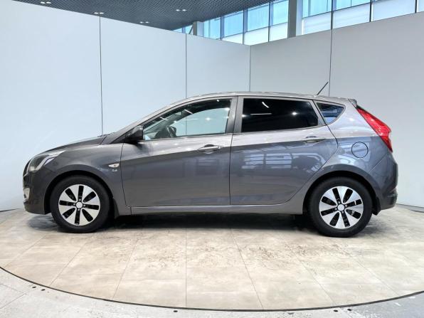 Hyundai Solaris I Рестайлинг с пробегом 2016 года, цена 845 000 рублей, 207961 км, хэтчбек, Автокод Объявления
