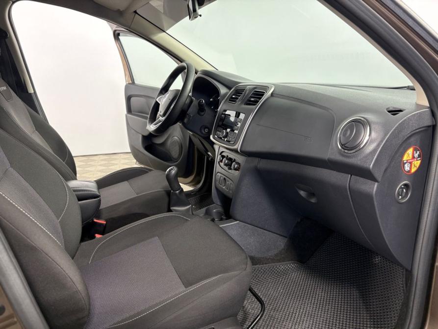 Renault Logan II Рестайлинг Борисоглебск  - изображение 9