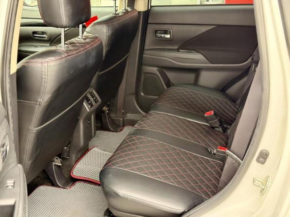 Mitsubishi Outlander III Рестайлинг 3 с пробегом 2019 года, цена 1 787 000 рублей, 208413 км, внедорожник, Автокод Объявления