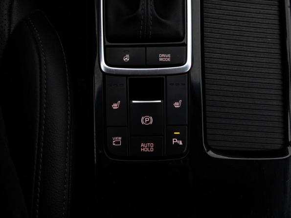 Kia Optima IV Рестайлинг с пробегом 2019 года, цена 1 875 000 рублей, 118659 км, седан, Автокод Объявления