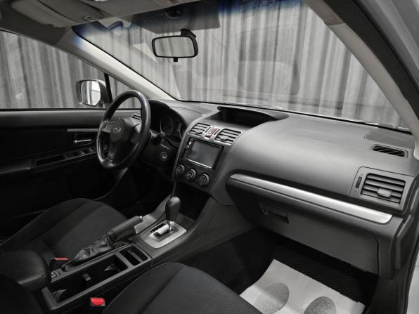 Subaru XV I с пробегом 2012 года, цена 1 160 000 рублей, 198000 км, внедорожник, Автокод Объявления