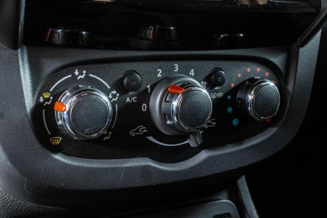 Renault Duster I Рестайлинг с пробегом 2018 года, цена 1 369 000 рублей, 173230 км, внедорожник, Автокод Объявления