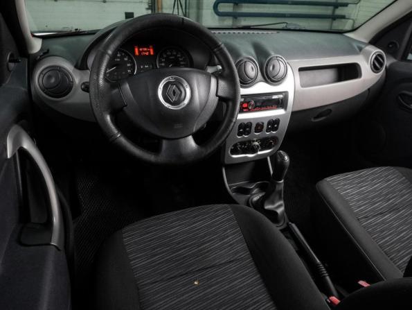 Renault Sandero I с пробегом 2011 года, цена 589 000 рублей, 187981 км, хэтчбек, Автокод Объявления