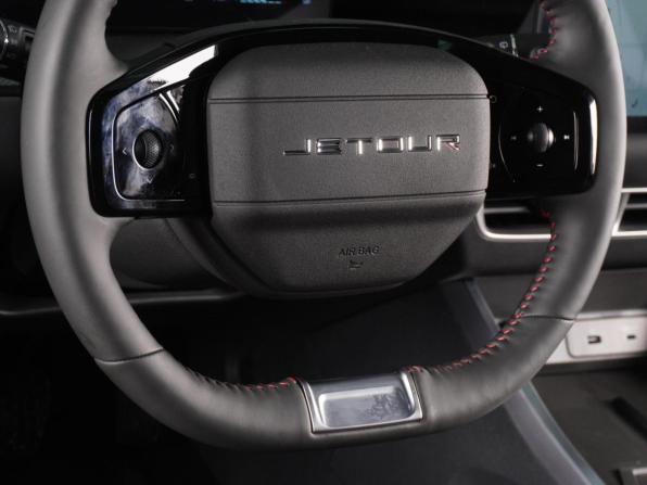 JETOUR DASHING I с пробегом 2026 года, цена 2 799 000 рублей, 11 км, внедорожник, Автокод Объявления