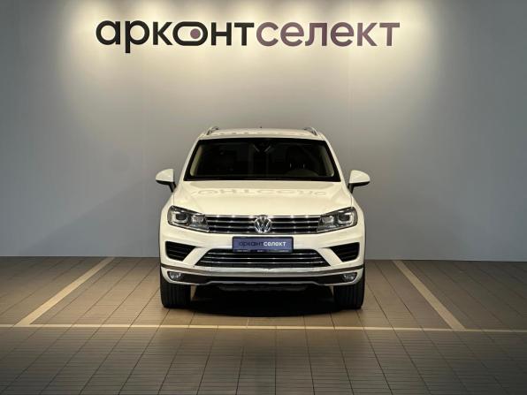 Volkswagen Touareg II Рестайлинг с пробегом 2017 года, цена 2 730 000 рублей, 228061 км, внедорожник, Автокод Объявления