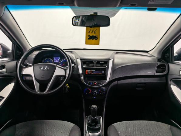 Hyundai Solaris I с пробегом 2014 года, цена 790 000 рублей, 110000 км, хэтчбек, Автокод Объявления