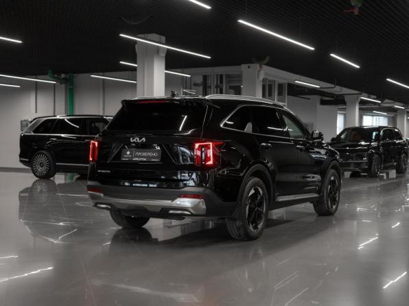Kia Sorento IV Рестайлинг с пробегом 2024 года, цена 4 800 000 рублей, 58692 км, внедорожник, Автокод Объявления