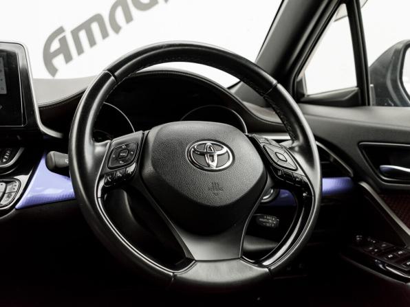Toyota C-HR I с пробегом 2018 года, цена 2 150 000 рублей, 109369 км, внедорожник, Автокод Объявления