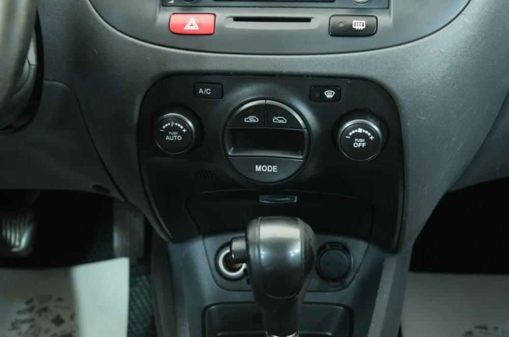 Kia Rio II Рестайлинг Омск  - изображение 15