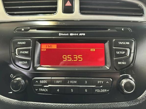 Kia Ceed II с пробегом 2013 года, цена 907 200 рублей, 260000 км, хэтчбек, Автокод Объявления