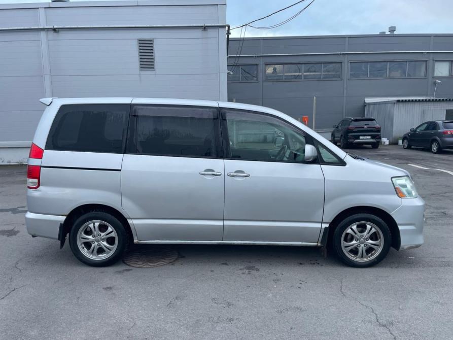 Toyota Noah I (R60) Санкт-Петербург  - изображение 4