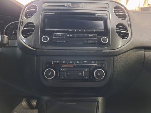 Volkswagen Tiguan I Рестайлинг с пробегом 2012 года, цена 1 049 000 рублей, 204321 км, внедорожник, Автокод Объявления