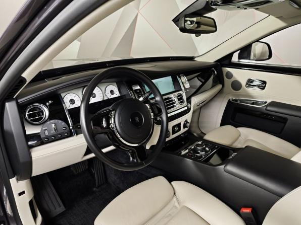 Rolls-Royce Ghost I Рестайлинг (Series II) с пробегом 2015 года, цена 14 995 000 рублей, 50716 км, седан, Автокод Объявления