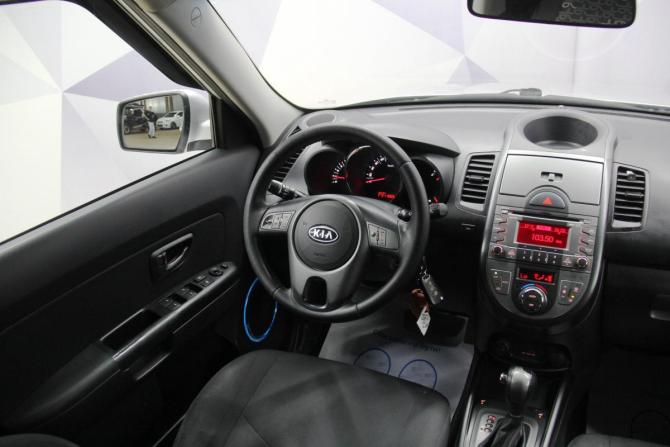 Kia Soul I Рестайлинг с пробегом 2011 года, цена 782 000 рублей, 211066 км, хэтчбек, Автокод Объявления