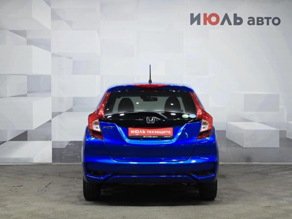 Honda Fit III Рестайлинг с пробегом 2019 года, цена 1 330 000 рублей, 146116 км, хэтчбек, Автокод Объявления