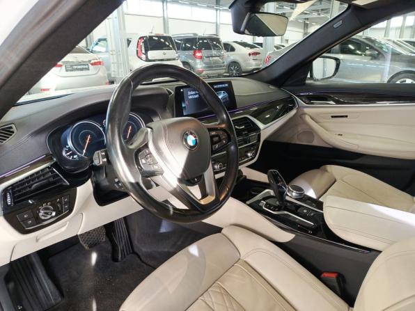 BMW 5 серии VII (G30/G31/G38) с пробегом 2017 года, цена 3 040 000 рублей, 166400 км, седан, Автокод Объявления