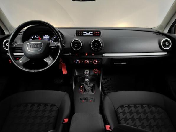 Audi A3 III (8V) с пробегом 2013 года, цена 954 000 рублей, 142083 км, хэтчбек, Автокод Объявления
