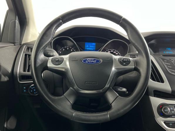 Ford Focus III с пробегом 2013 года, цена 845 000 рублей, 137462 км, седан, Автокод Объявления