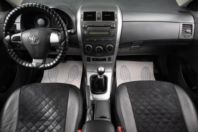 Toyota Corolla X (E140 E150) Рестайлинг с пробегом 2012 года, цена 1 279 000 рублей, 195400 км, седан, Автокод Объявления