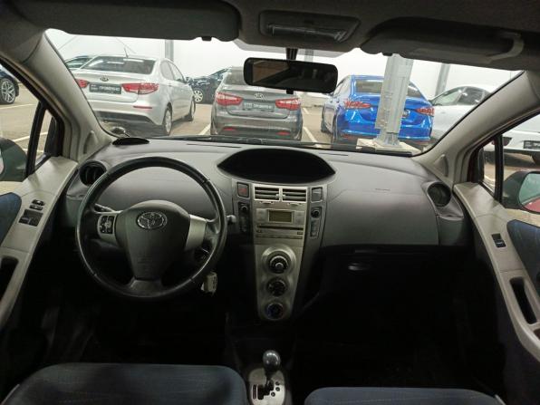 Toyota Yaris II с пробегом 2008 года, цена 600 000 рублей, 172150 км, хэтчбек, Автокод Объявления