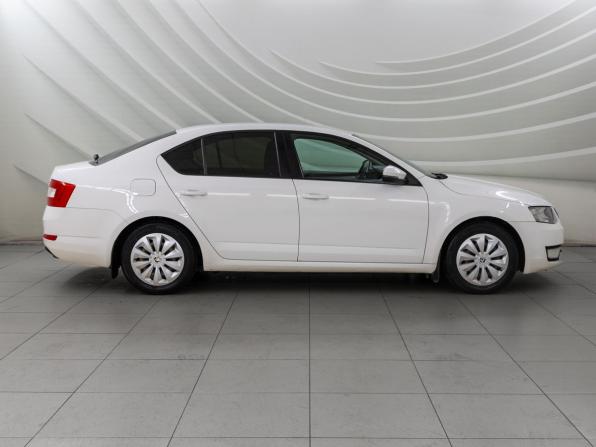 Skoda Octavia III (A7) с пробегом 2014 года, цена 938 000 рублей, 158352 км, лифтбек, Автокод Объявления
