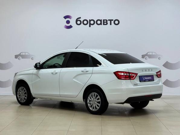 Lada (ВАЗ) Vesta I с пробегом 2021 года, цена 1 120 000 рублей, 93251 км, седан, Автокод Объявления