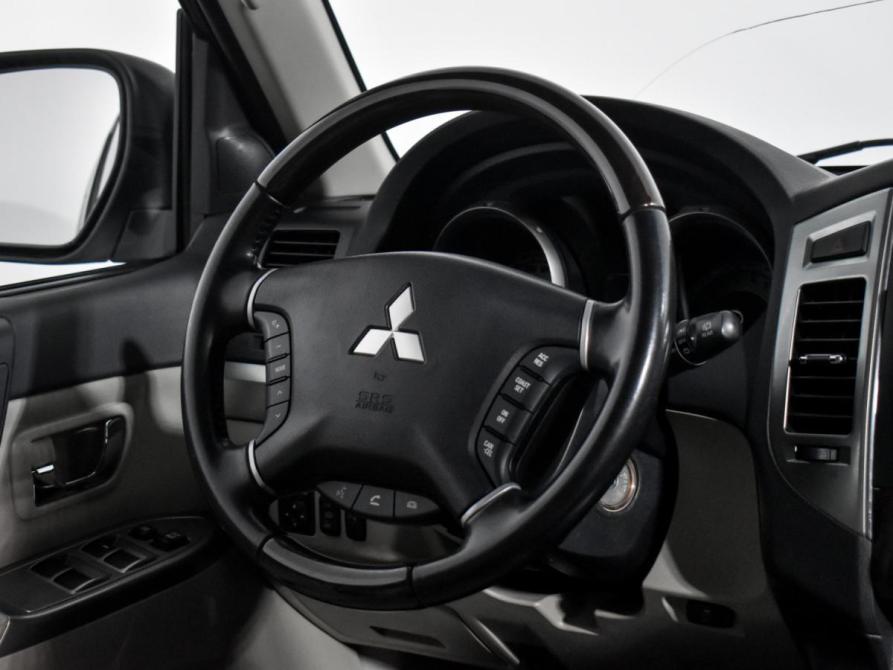 Mitsubishi Pajero IV Рестайлинг 2 Санкт-Петербург  - изображение 18