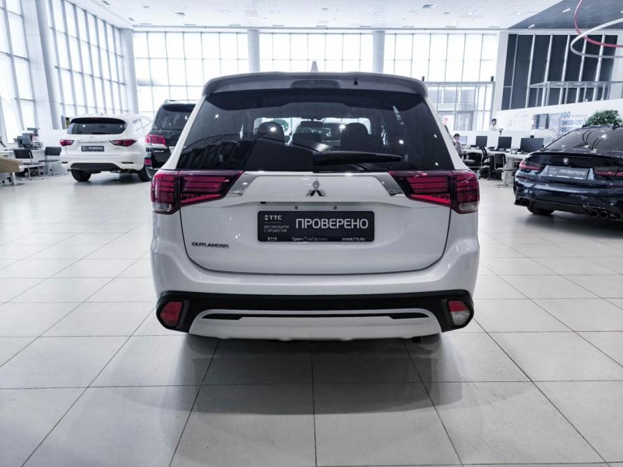 Mitsubishi Outlander III Рестайлинг 3 Казань  - изображение 7