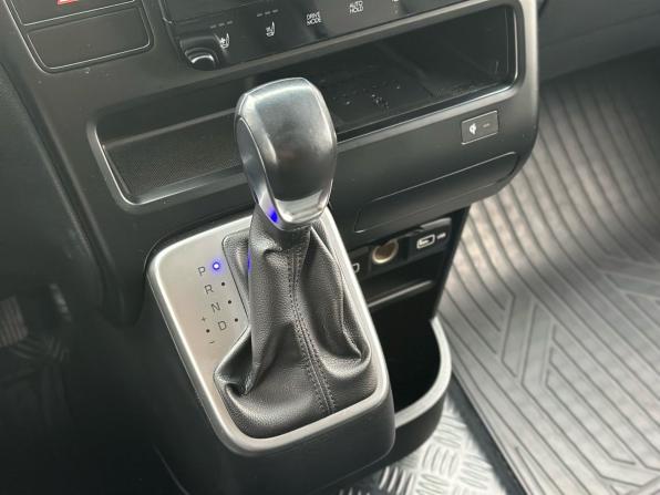 Hyundai Staria I с пробегом 2021 года, цена 4 700 000 рублей, 87385 км, минивэн, Автокод Объявления