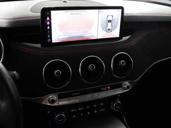Kia Stinger I Рестайлинг с пробегом 2023 года, цена 3 989 000 рублей, 37345 км, лифтбек, Автокод Объявления