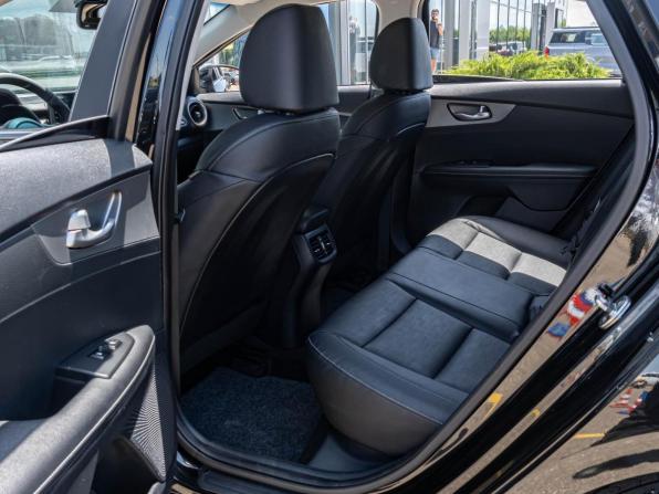 Kia K3 II с пробегом 2018 года, цена 1 649 000 рублей, 126351 км, седан, Автокод Объявления