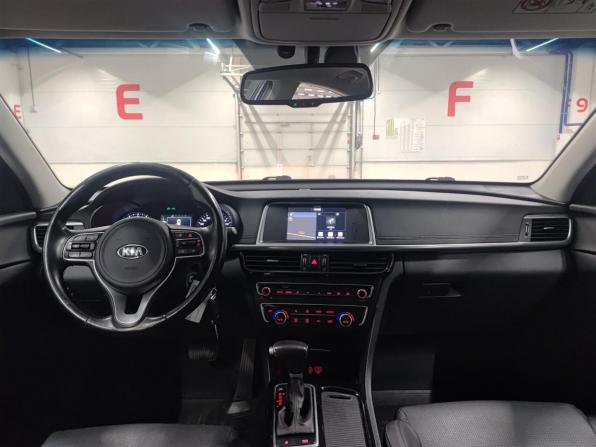 Kia Optima IV Рестайлинг с пробегом 2018 года, цена 1 799 000 рублей, 142192 км, седан, Автокод Объявления