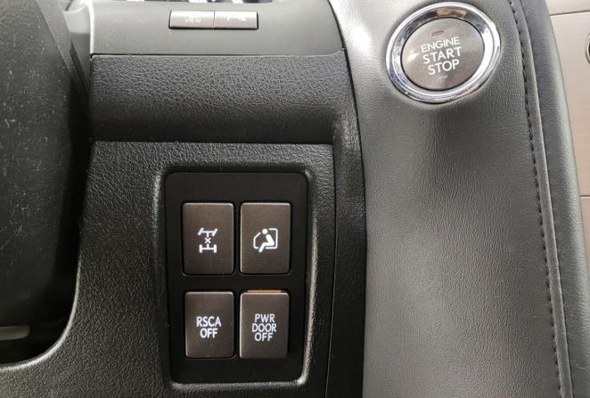 Lexus LX III Рестайлинг с пробегом 2013 года, цена 3 670 000 рублей, 396308 км, внедорожник, Автокод Объявления