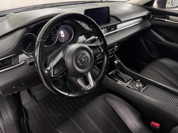 Mazda 6 III (GJ) Рестайлинг 2 с пробегом 2019 года, цена 2 456 000 рублей, 67737 км, седан, Автокод Объявления