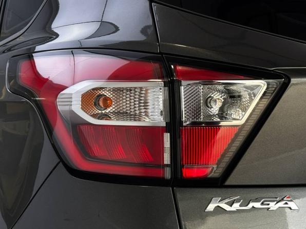 Ford Kuga II Рестайлинг с пробегом 2018 года, цена 1 830 000 рублей, 87813 км, внедорожник, Автокод Объявления