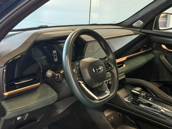 Geely Monjaro I с пробегом 2023 года, цена 2 867 000 рублей, 80796 км, внедорожник, Автокод Объявления