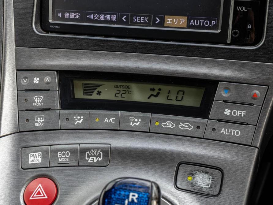 Toyota Prius III Рестайлинг (XW30) Краснодар  - изображение 14