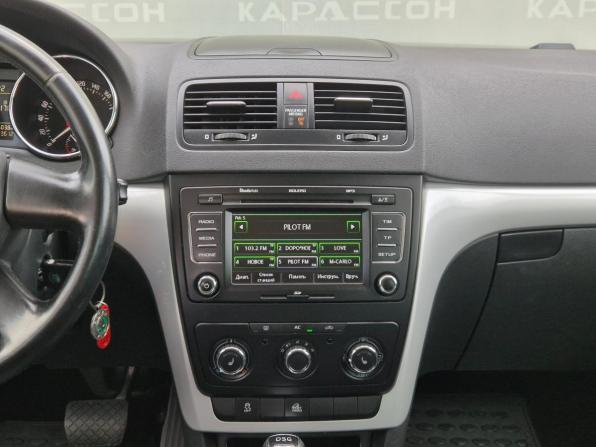 Skoda Yeti I с пробегом 2013 года, цена 998 000 рублей, 136128 км, внедорожник, Автокод Объявления