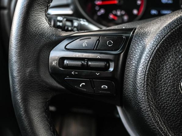 Kia Rio IV с пробегом 2019 года, цена 1 399 000 рублей, 115302 км, седан, Автокод Объявления