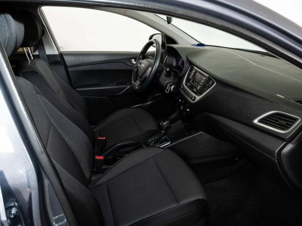 Hyundai Solaris II с пробегом 2017 года, цена 1 339 000 рублей, 141000 км, седан, Автокод Объявления